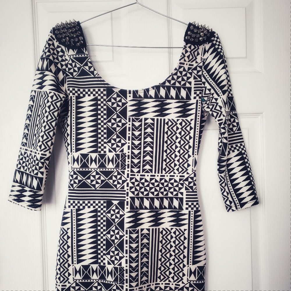 Punk Bodycon Minidress with Shoulder Spikes